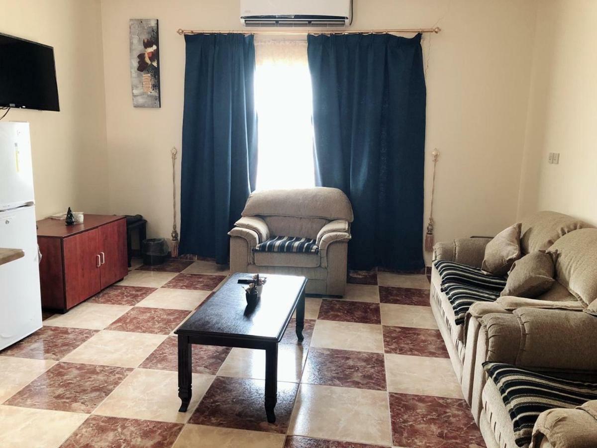 Hotel سرو للوحدات السكنية Al Namas Esterno foto
