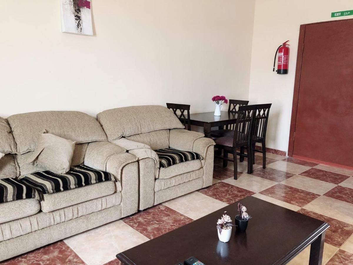 Hotel سرو للوحدات السكنية Al Namas Esterno foto